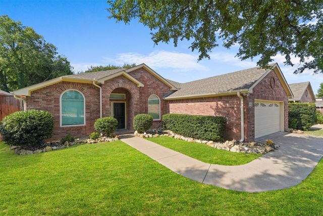 5554 Canyon Lands Drive, Fort Worth, TX 76137