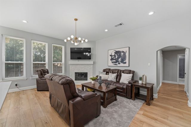 5554 Canyon Lands Drive, Fort Worth, TX 76137