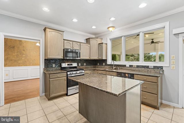 128 S THISTLEDOWN DR, Palmyra, PA 17078