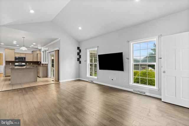 128 S THISTLEDOWN DR, Palmyra, PA 17078