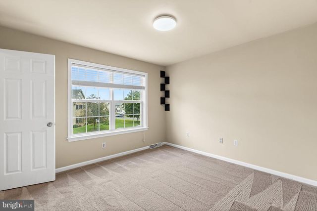 128 S THISTLEDOWN DR, Palmyra, PA 17078