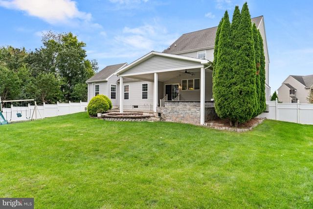 128 S THISTLEDOWN DR, Palmyra, PA 17078