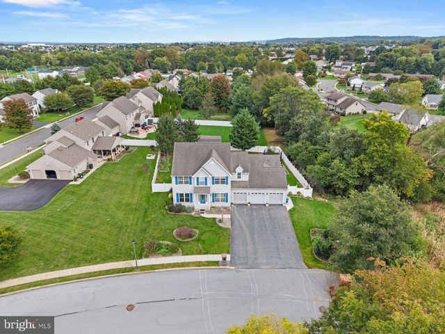 128 S THISTLEDOWN DR, Palmyra, PA 17078