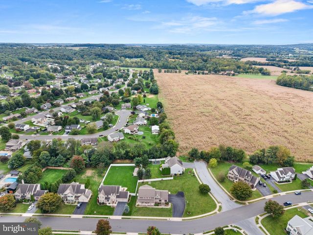 128 S THISTLEDOWN DR, Palmyra, PA 17078