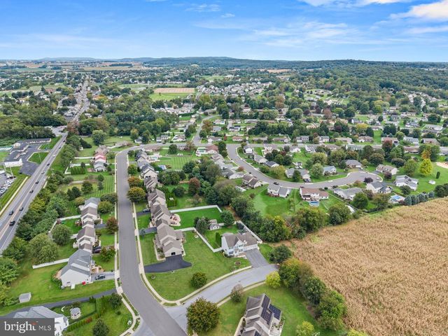 128 S THISTLEDOWN DR, Palmyra, PA 17078