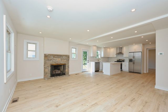 2913 Glenmeade Dr, Nashville, TN 37216