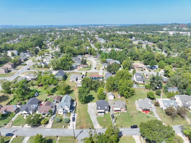 2913 Glenmeade Dr, Nashville, TN 37216