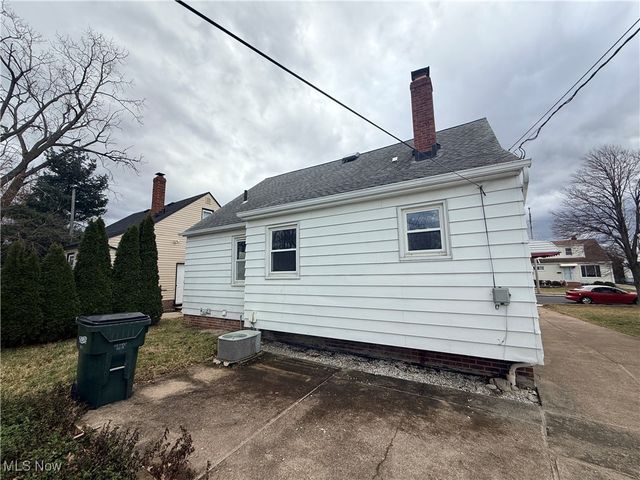 24571 Alberton Road, Euclid, OH 44123