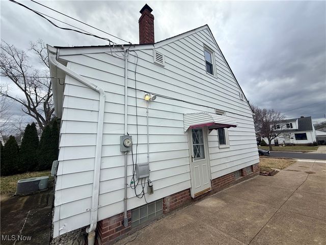 24571 Alberton Road, Euclid, OH 44123