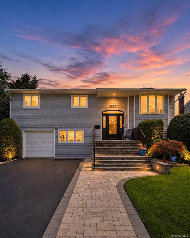 2917 Len Drive, Bellmore, NY 11710 — exterior
