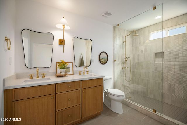 7837 E CRESTWOOD Way, Scottsdale, AZ 85250