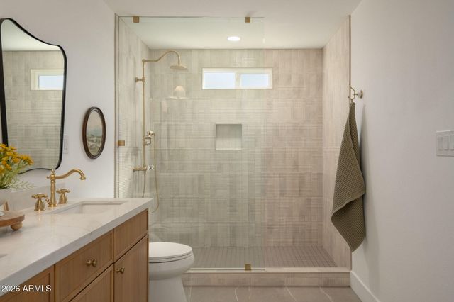 7837 E CRESTWOOD Way, Scottsdale, AZ 85250