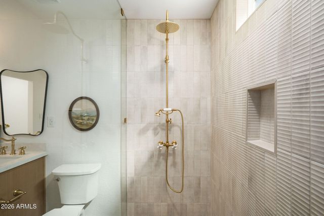 7837 E CRESTWOOD Way, Scottsdale, AZ 85250