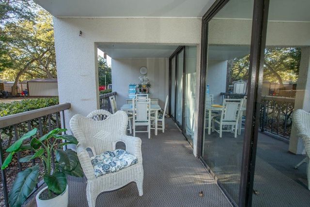 311 71st Ave N Apt 1C, Myrtle Beach, SC 29572