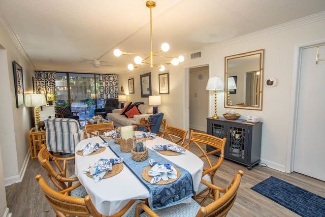 311 71st Ave N Apt 1C, Myrtle Beach, SC 29572