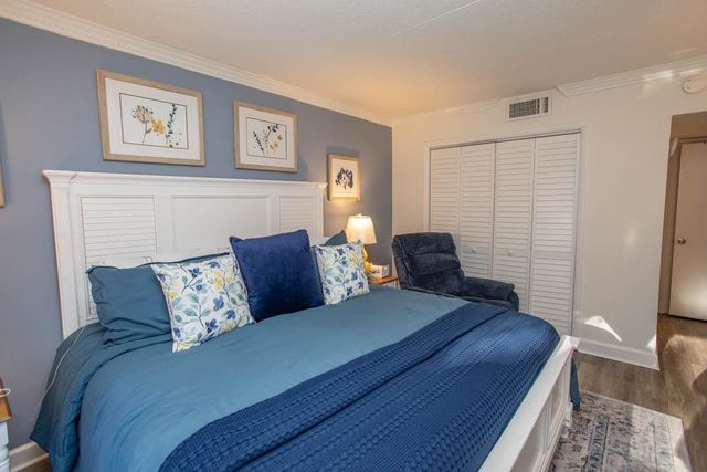 311 71st Ave N Apt 1C, Myrtle Beach, SC 29572