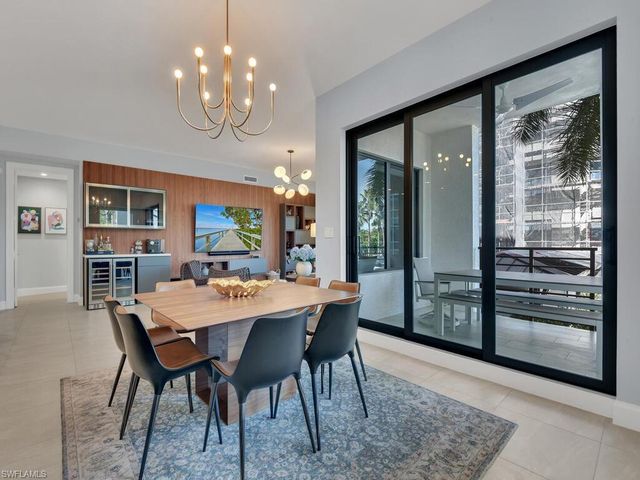 1111 Central AVE # 216, Naples, FL 34102