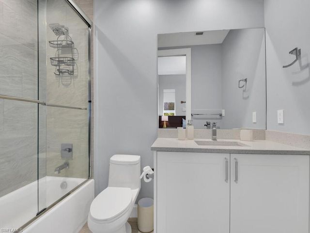 1111 Central AVE # 216, Naples, FL 34102