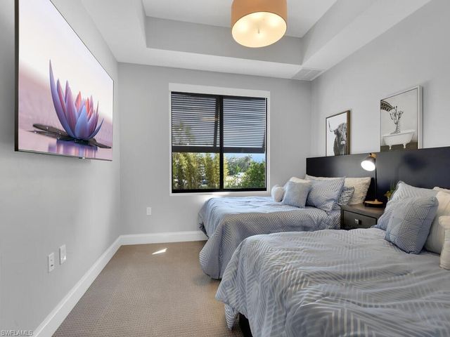 1111 Central AVE # 216, Naples, FL 34102