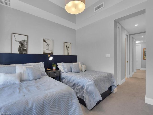 1111 Central AVE # 216, Naples, FL 34102