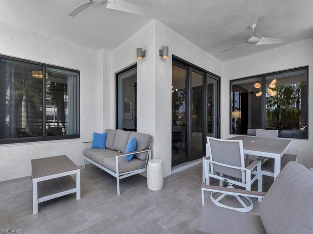1111 Central AVE # 216, Naples, FL 34102