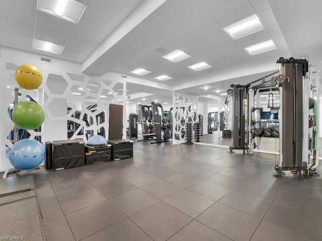 1111 Central AVE # 216, Naples, FL 34102