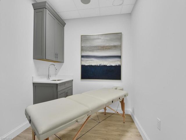 1111 Central AVE # 216, Naples, FL 34102