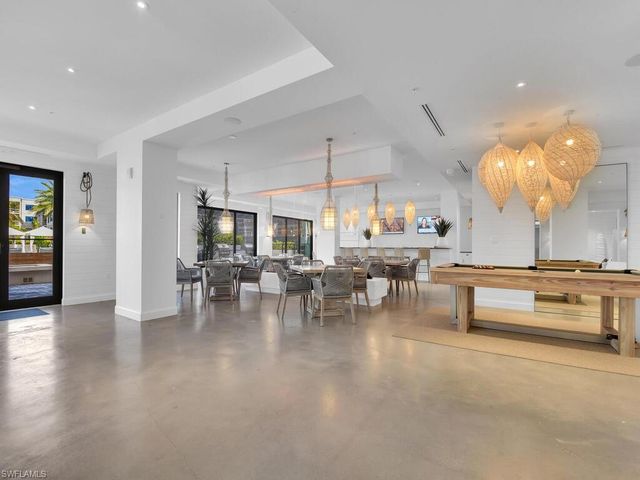 1111 Central AVE # 216, Naples, FL 34102