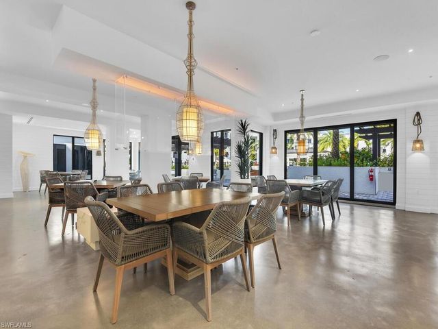 1111 Central AVE # 216, Naples, FL 34102