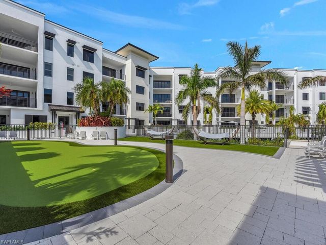 1111 Central AVE # 216, Naples, FL 34102