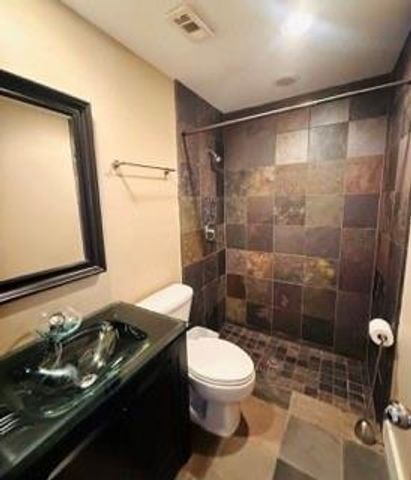 1045 Bonner St, Houston, TX 77007