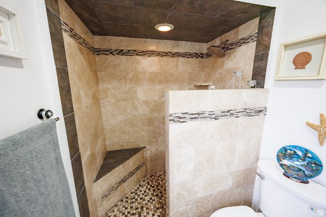 6618 S HAWKSBILL CIR, Taylorsville, UT 84123