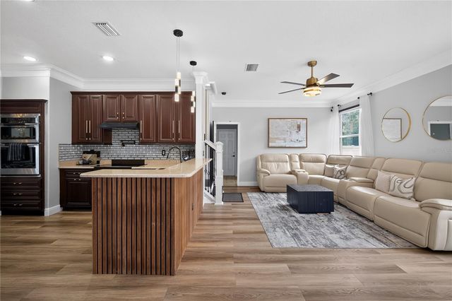 12209 CITRUS LEAF DRIVE, Gibsonton, FL 33534