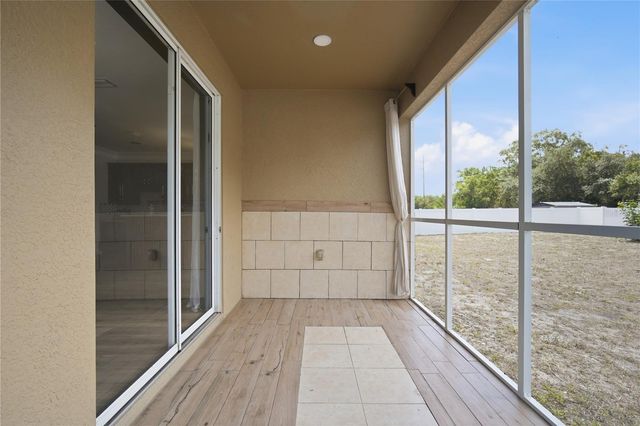 12209 CITRUS LEAF DRIVE, Gibsonton, FL 33534