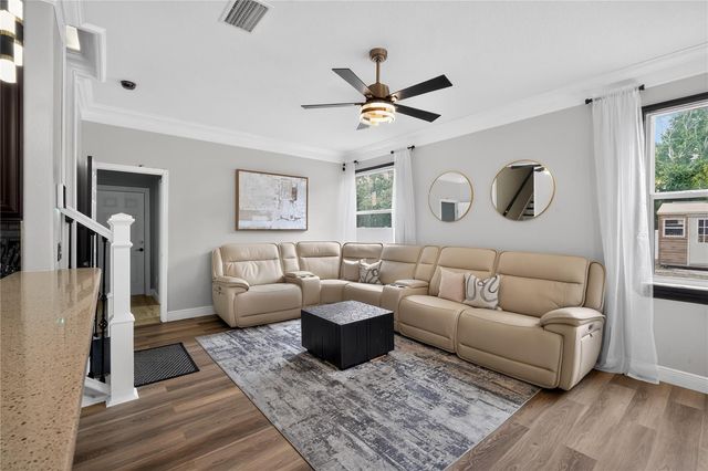 12209 CITRUS LEAF DRIVE, Gibsonton, FL 33534
