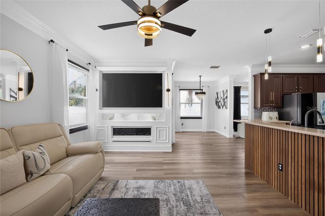 12209 CITRUS LEAF DRIVE, Gibsonton, FL 33534