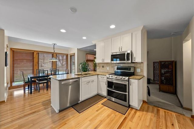 12404 S Albervan Street, Olathe, KS 66062