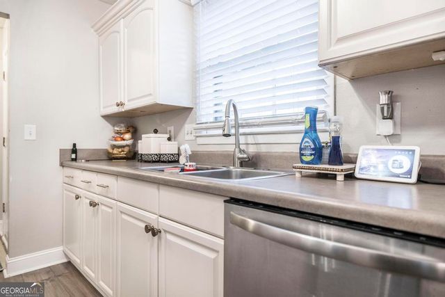 110 Mitchell Court, Warner Robins, GA 31093