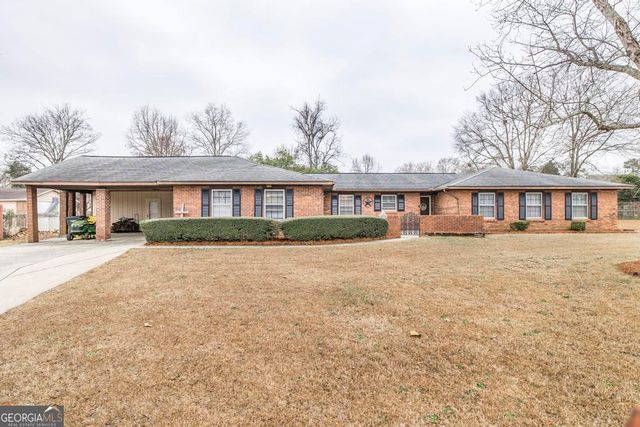 110 Mitchell Court, Warner Robins, GA 31093