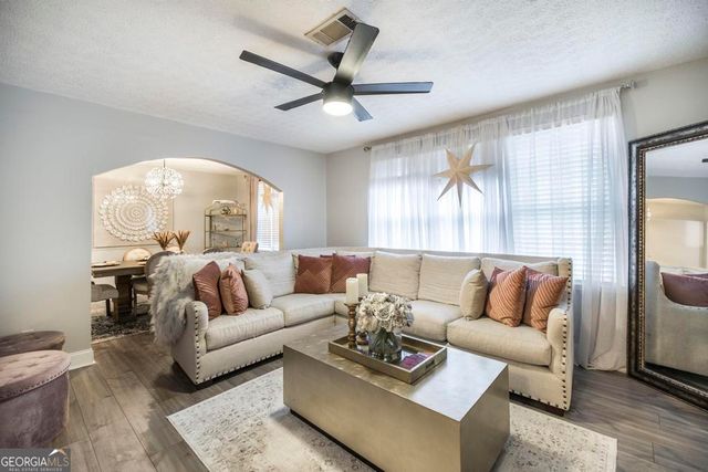 110 Mitchell Court, Warner Robins, GA 31093