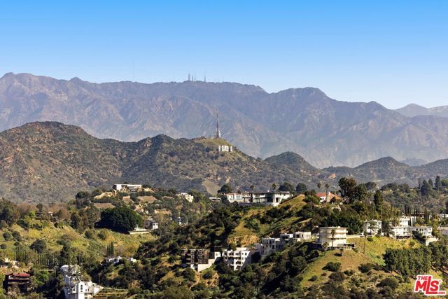 2204 Ridgemont Drive, Los Angeles, CA 90046