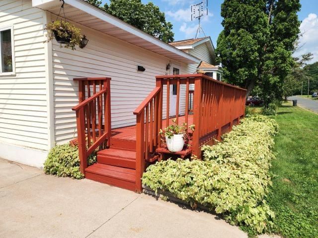 101 Main Street, Luck, WI 54853