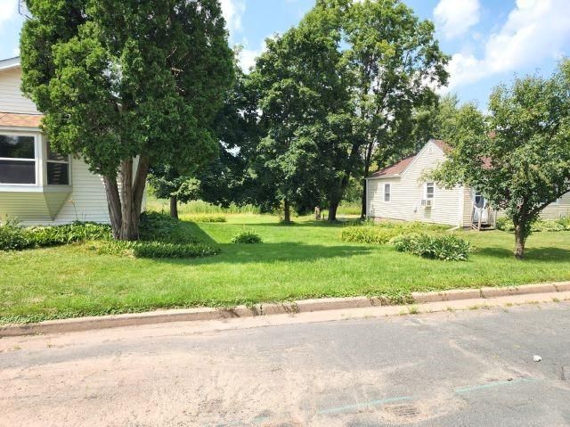 101 Main Street, Luck, WI 54853