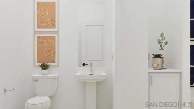 2002 Penny Lane, El Cajon, CA 92021