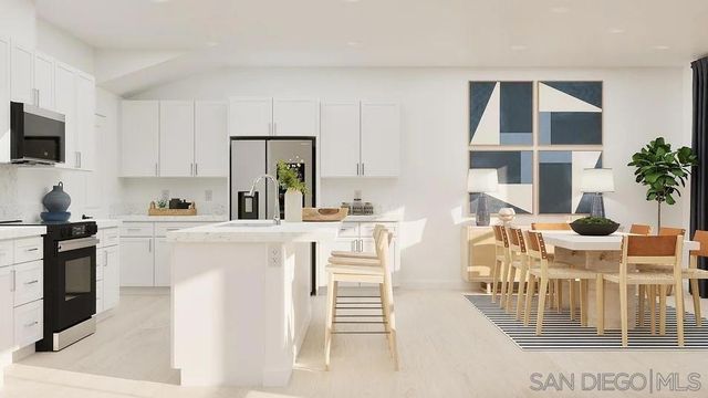 2002 Penny Lane, El Cajon, CA 92021