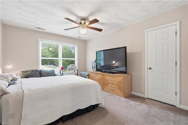 5041 Jakeman ST, Virginia Beach, VA 23455