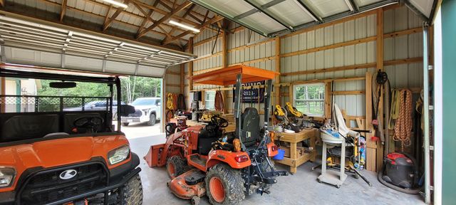 167 Freeman Fielder Rd, Stewart, TN 37175