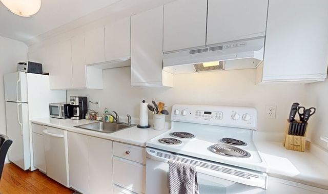 91 Chestnut St 6, Brookline, MA 02445