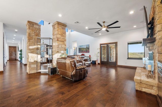 13017 Luna Montana WAY S, Austin, TX 78732