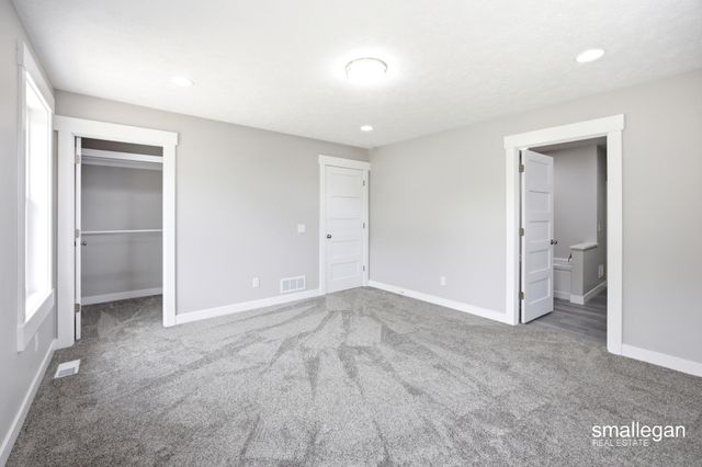 13881 Meadow Oak Drive NE, Greenville, MI 48838